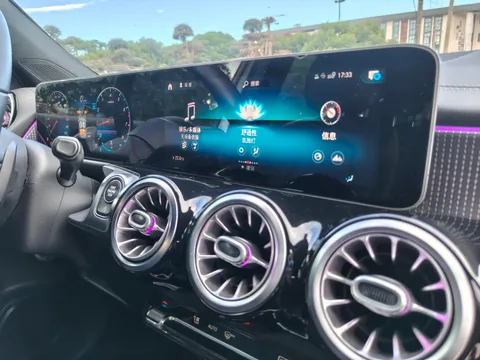 Mercedes-Benz GLB-Class