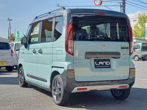 Suzuki Spacia Gear