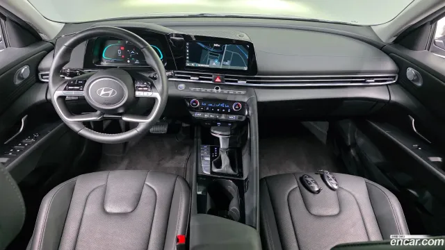 Hyundai Elantra (Avante)