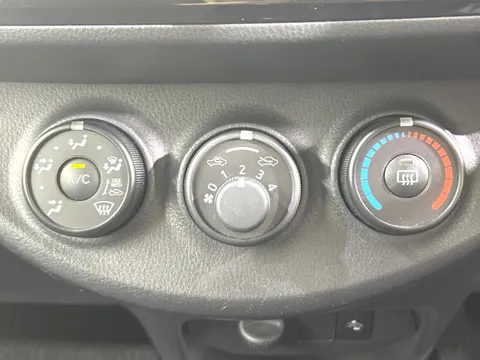 Toyota Yaris (Vitz)