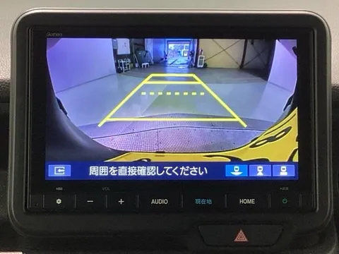 Honda N-BOX Custom