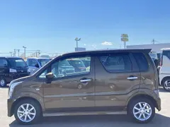 Suzuki Wagon R Stingray