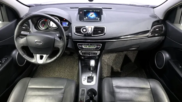 Renault SM3