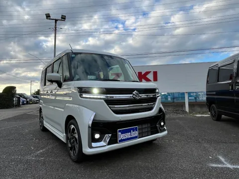 Suzuki Spacia Custom