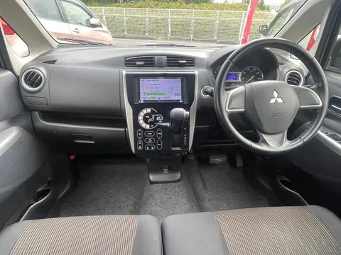Mitsubishi eK Custom