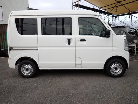 Nissan Clipper