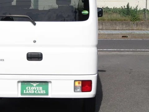 Mitsubishi Minicab Van