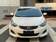 Hyundai Elantra (Avante)