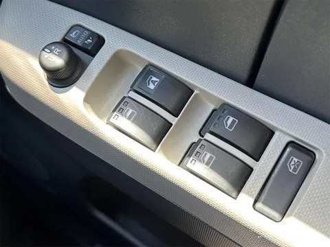Daihatsu Mira Tocot