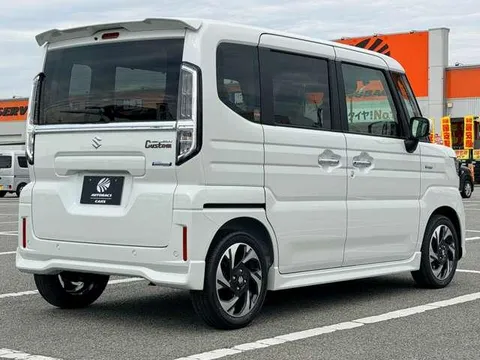 Suzuki Spacia