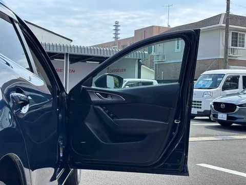 Mazda Axela Sport