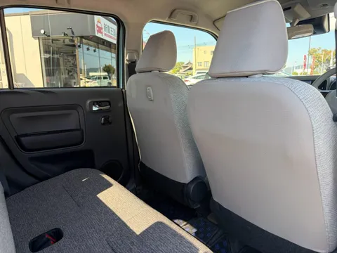 Daihatsu Mira Tocot