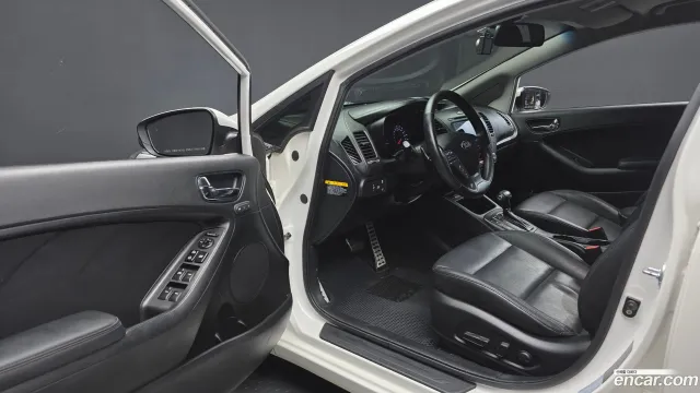 Kia Cerato (K3)