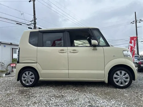 Honda N-BOX Plus