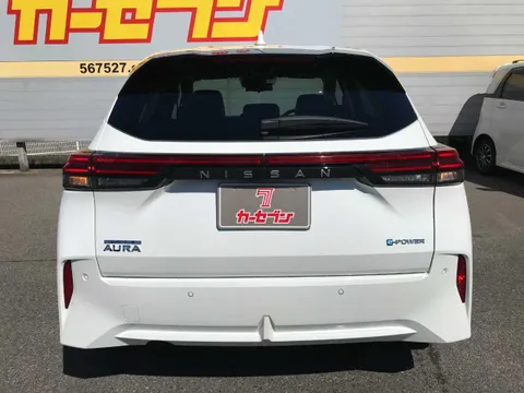 Nissan Note Aura