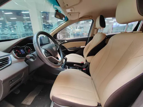 Baojun 310W