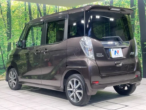 Nissan Dayz Roox