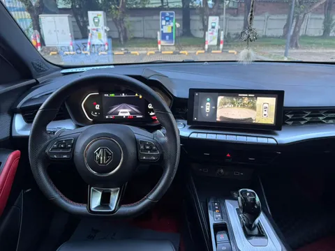 MG MG5