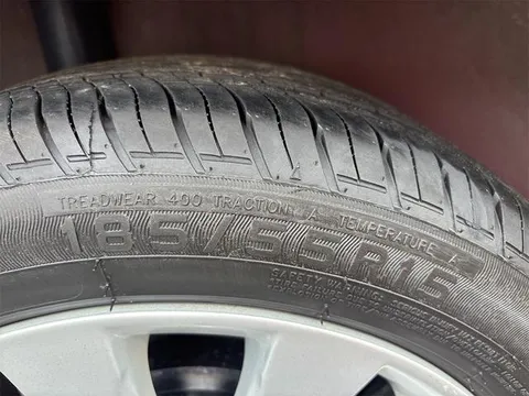 Mazda Verisa