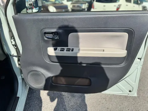 Daihatsu Mira Tocot