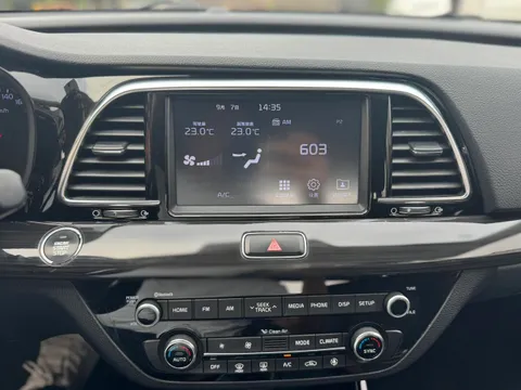 Kia K4