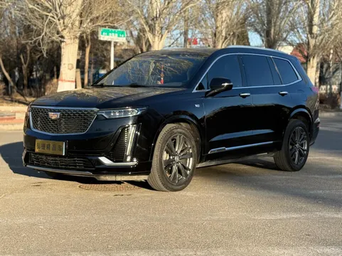 Cadillac XT6