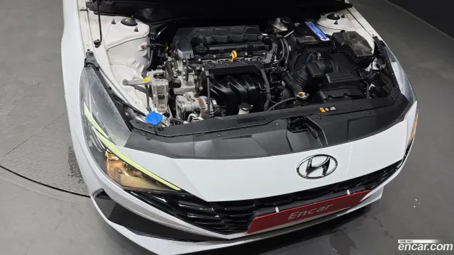 Hyundai Elantra (Avante)