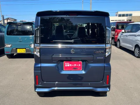 Suzuki Spacia Custom