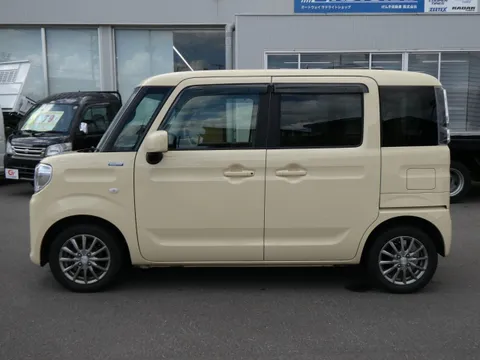 Suzuki Spacia