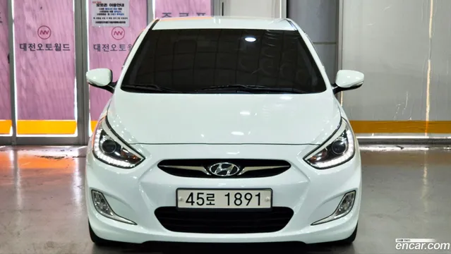 Hyundai Accent