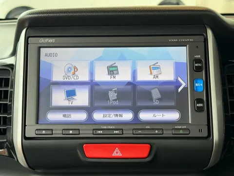 Honda N-BOX Custom
