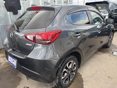Mazda Mazda2 (Demio)