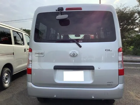 Toyota TownAce Van
