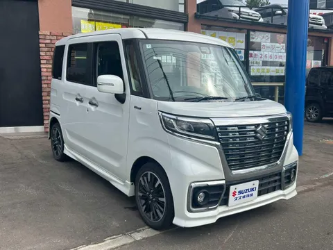 Suzuki Spacia Custom
