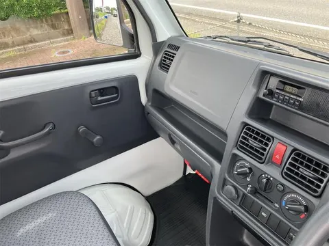 Nissan Clipper Truck