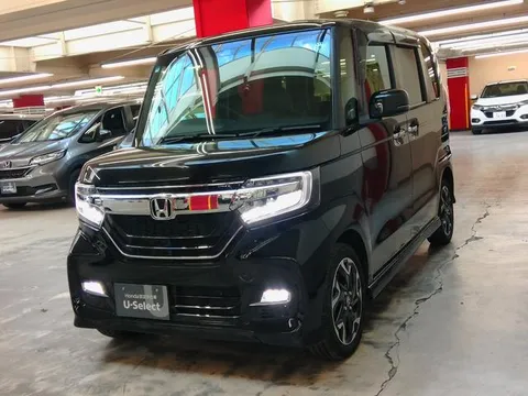 Honda N-BOX Custom