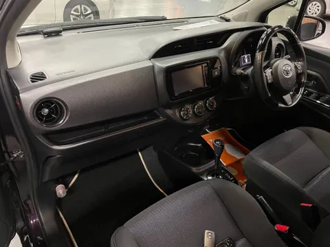 Toyota Yaris (Vitz)