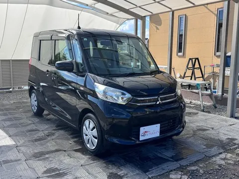 Mitsubishi eK Space