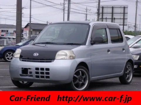 Daihatsu Esse
