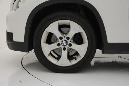 BMW BMW