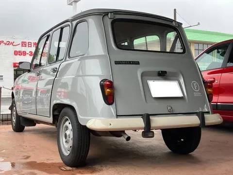 Renault 4