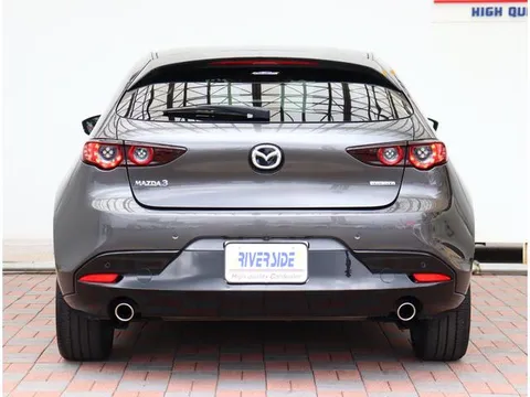 Mazda MAZDA3 Fastback
