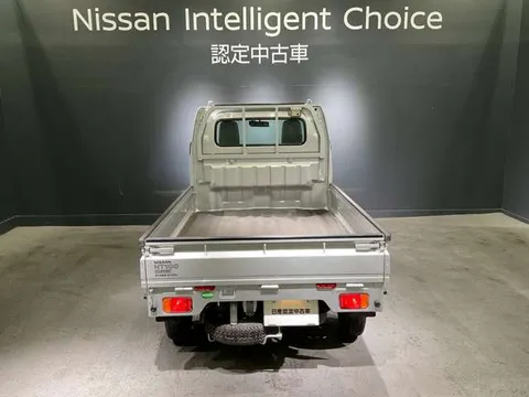 Nissan Clipper Truck