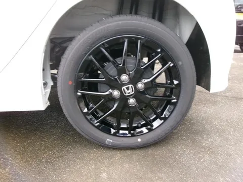 Honda N-WGN Custom