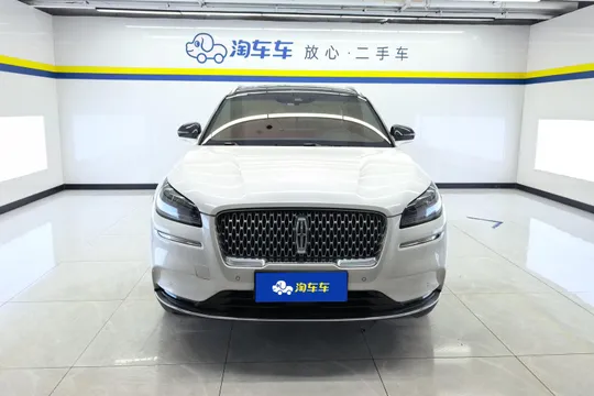 Lincoln Corsair