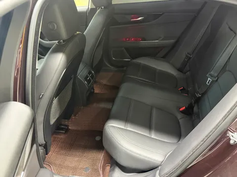 Jaguar XEL