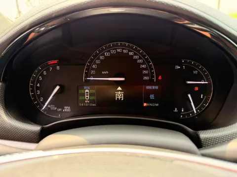 Cadillac XTS