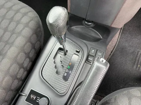 Toyota iQ