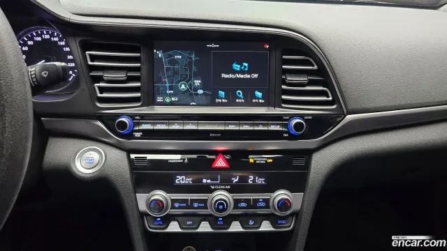 Hyundai Elantra (Avante)