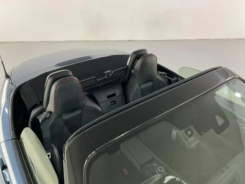 Mazda MX-5 (Roadster)